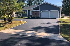 Best Recycled Asphalt Driveway Installation  in Medina, WA